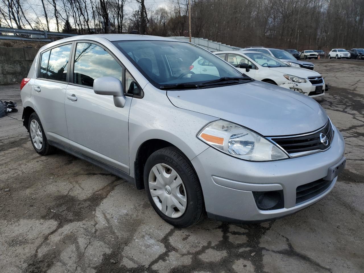 2011 NISSAN VERSA