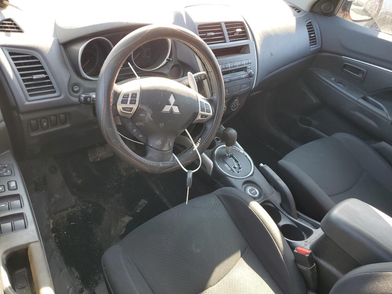 2013 MITSUBISHI outlander