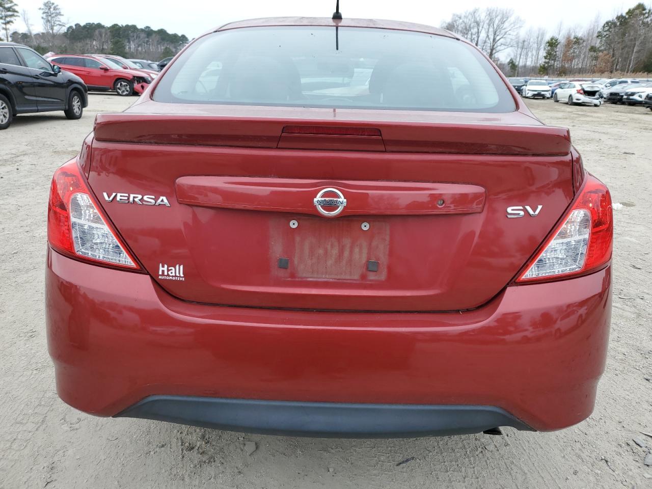 2016 NISSAN VERSA