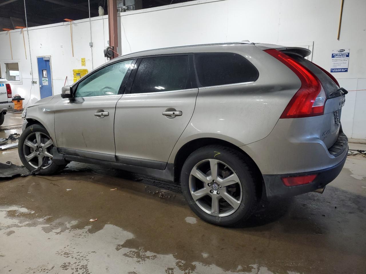 2013 VOLVO XC60