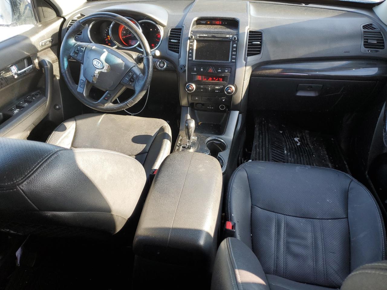 2013 KIA SORENTO