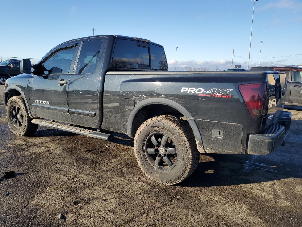 2011 NISSAN Titan