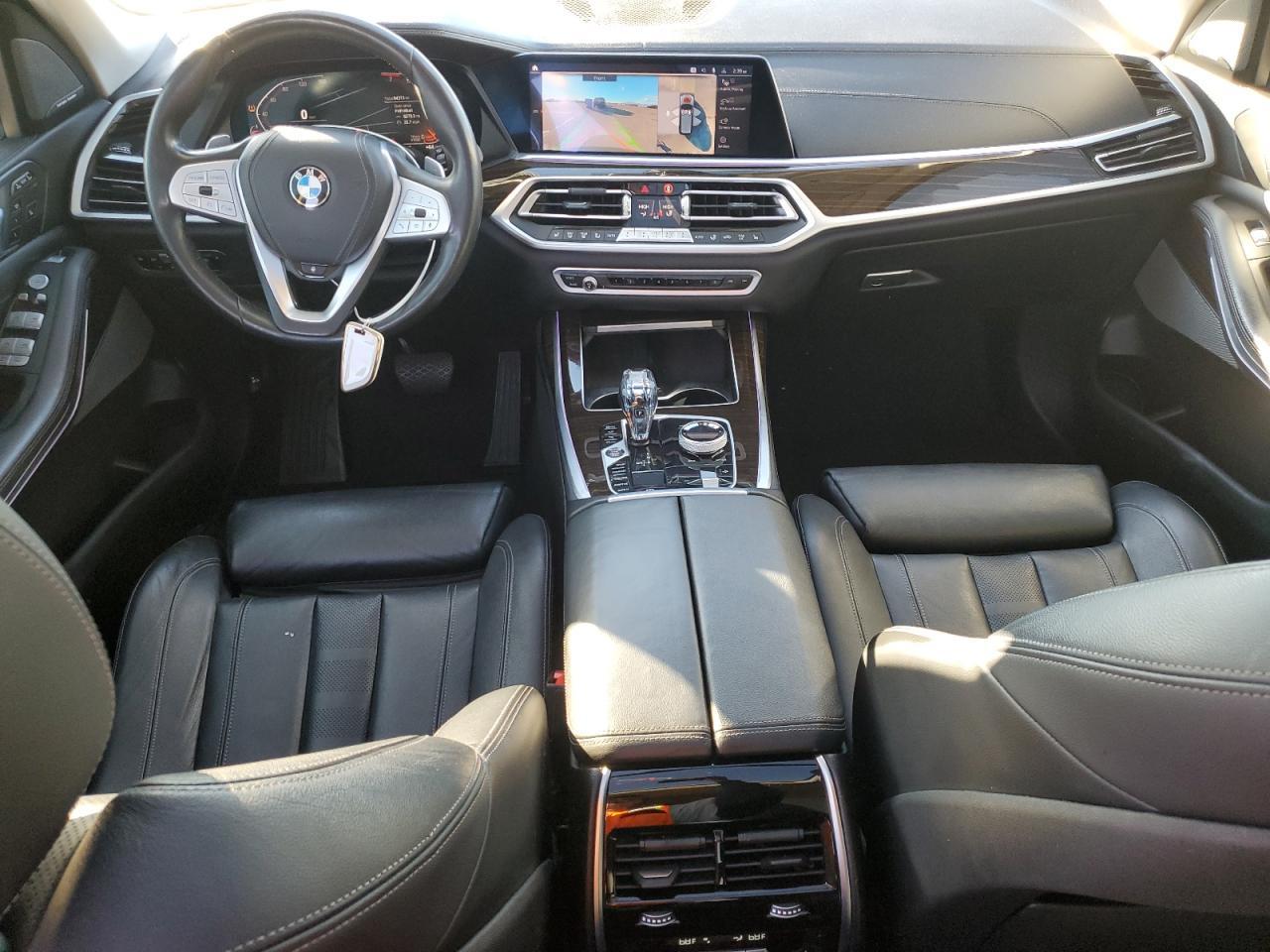2020 BMW X7