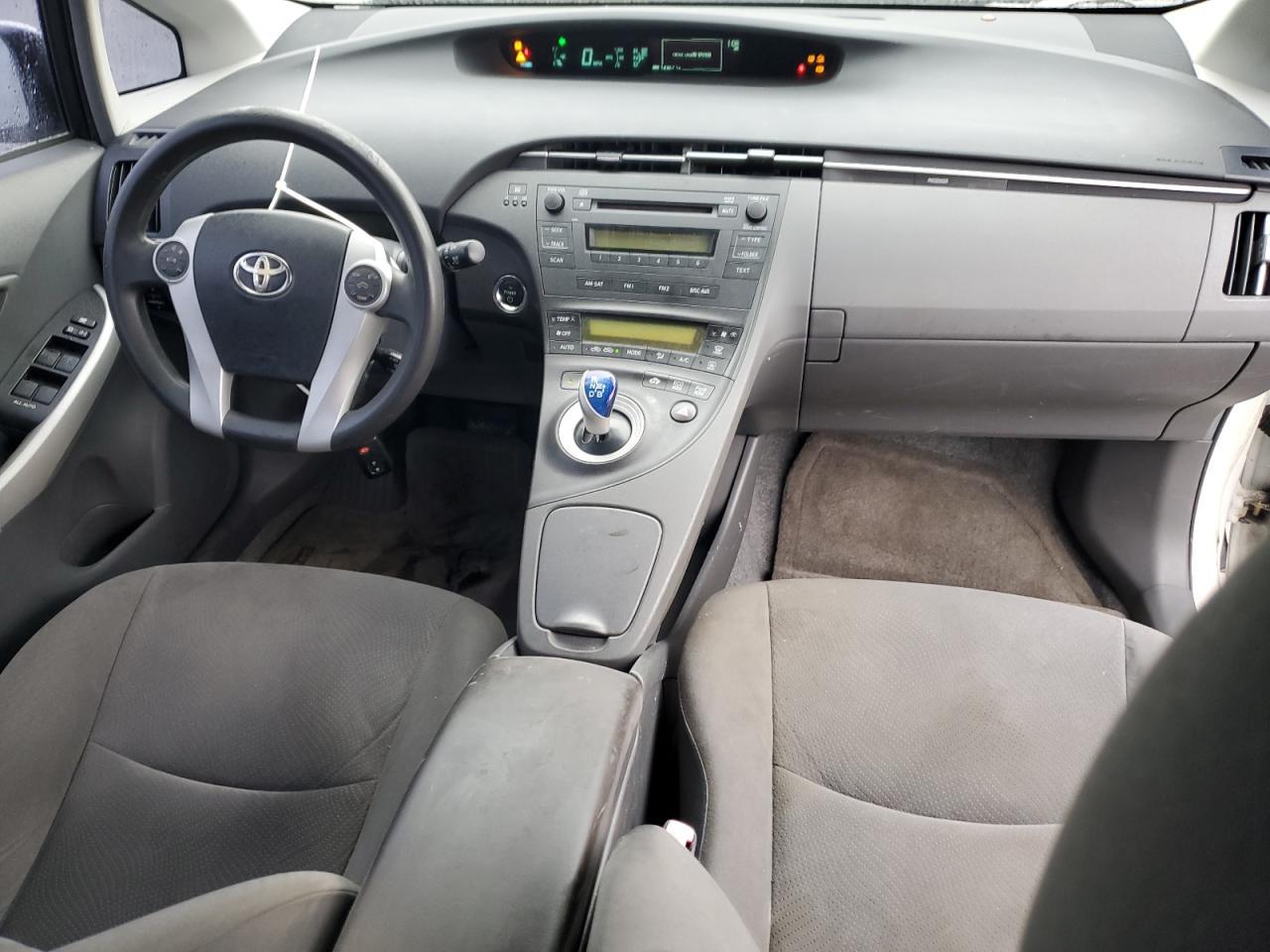 2011 TOYOTA PRIUS