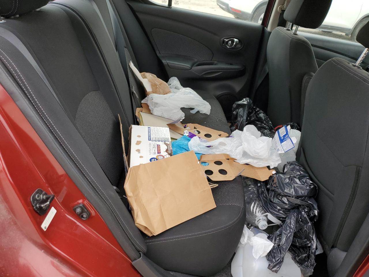 2016 NISSAN VERSA