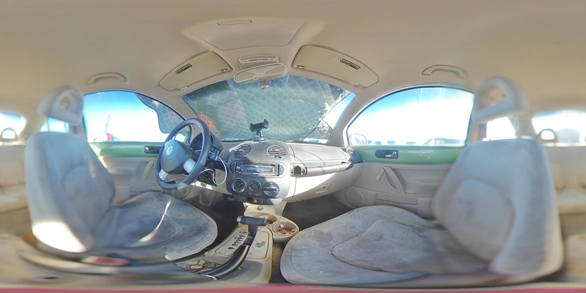 2002 VOLKSWAGEN Beetle