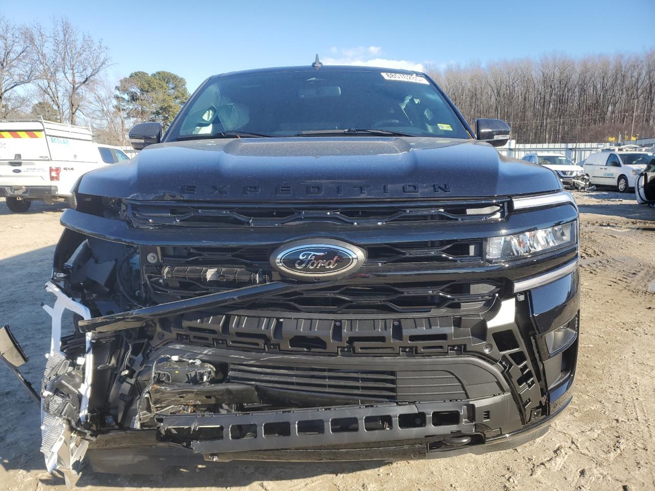 2024 FORD Expedition