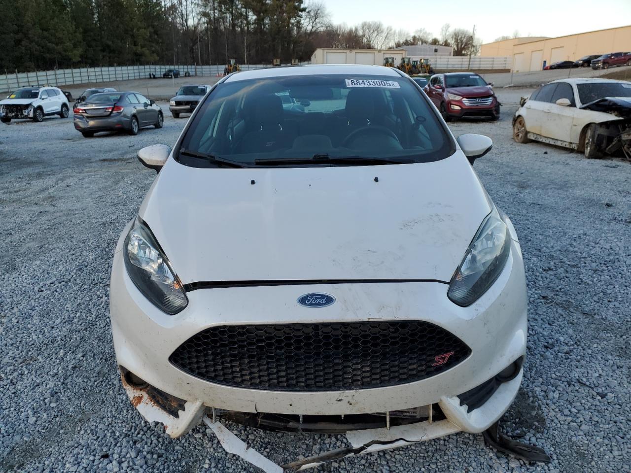 2017 FORD Fiesta