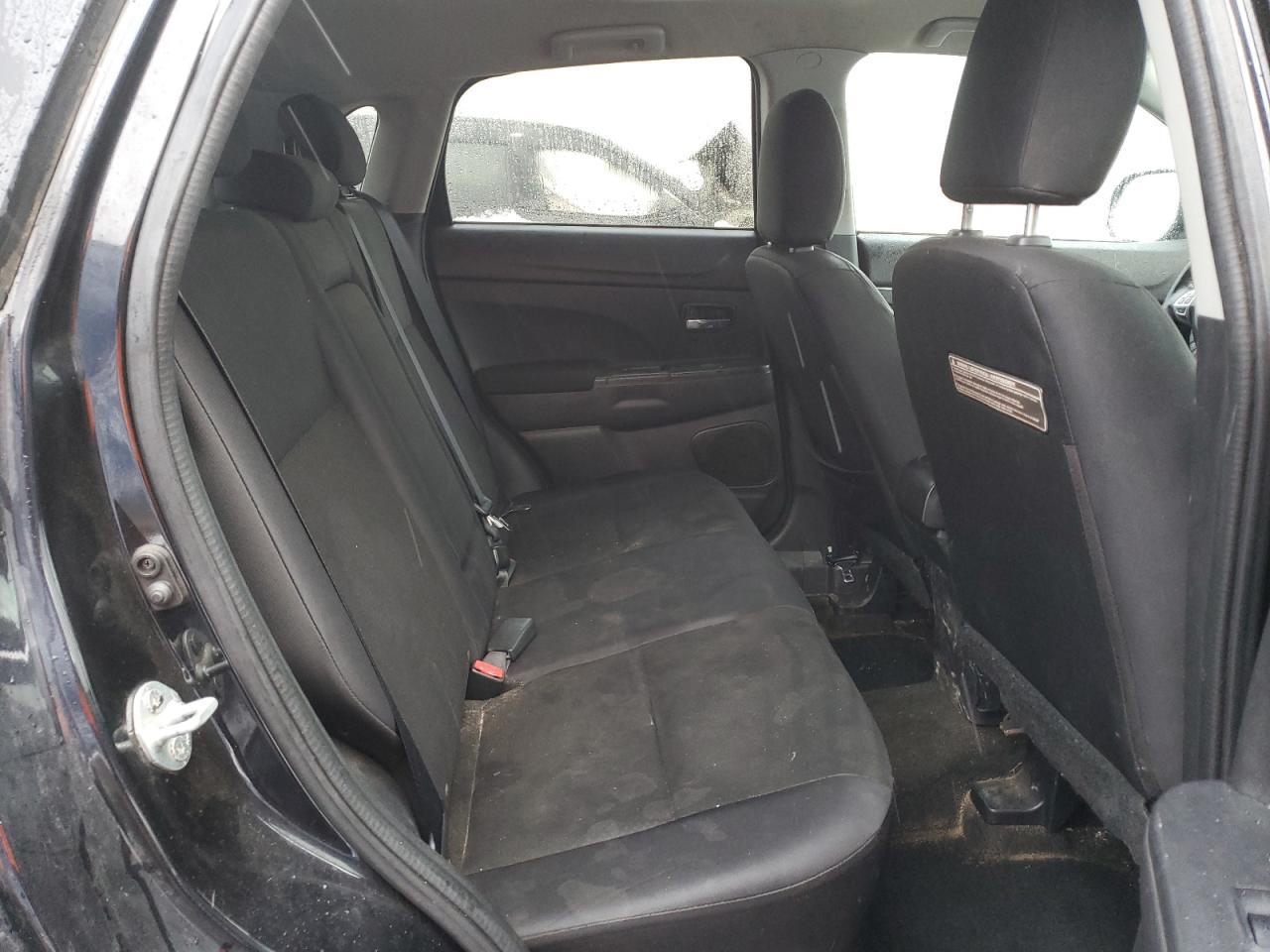 2013 MITSUBISHI outlander