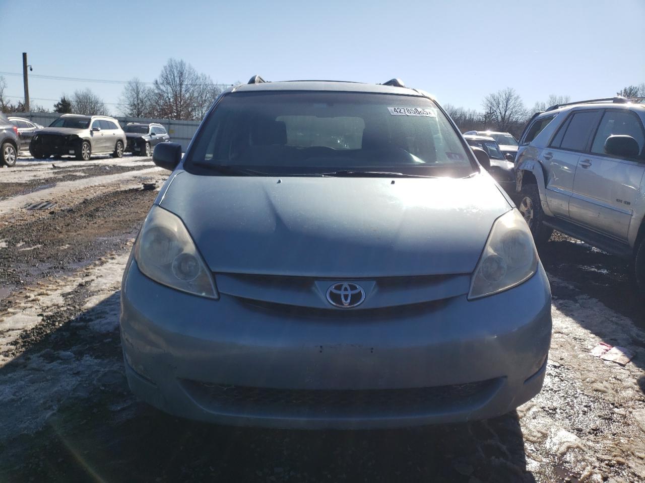 2008 TOYOTA SIENNA