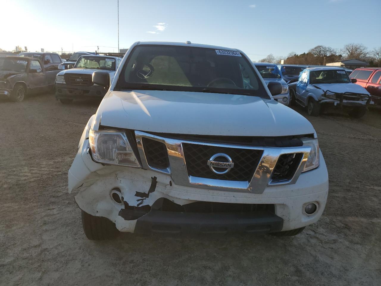 2017 NISSAN Frontier