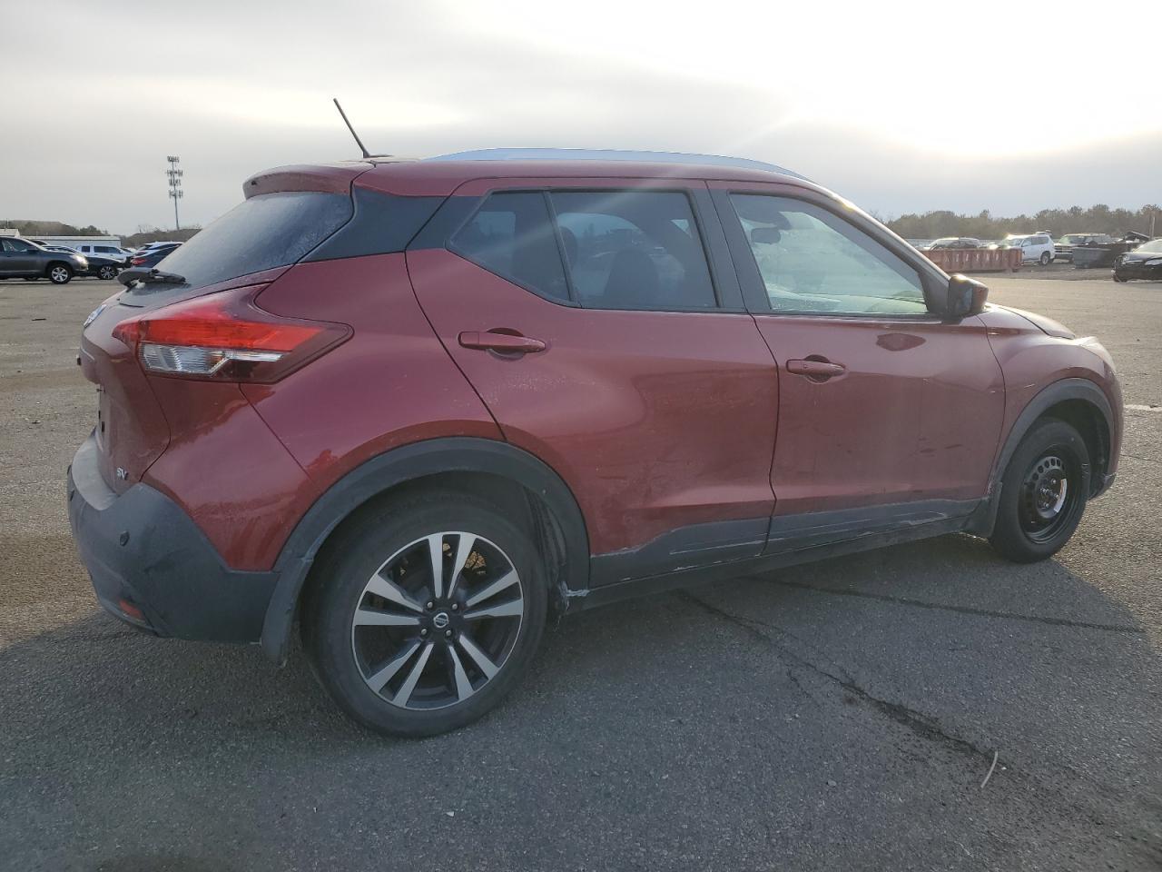 2020 NISSAN KICKS