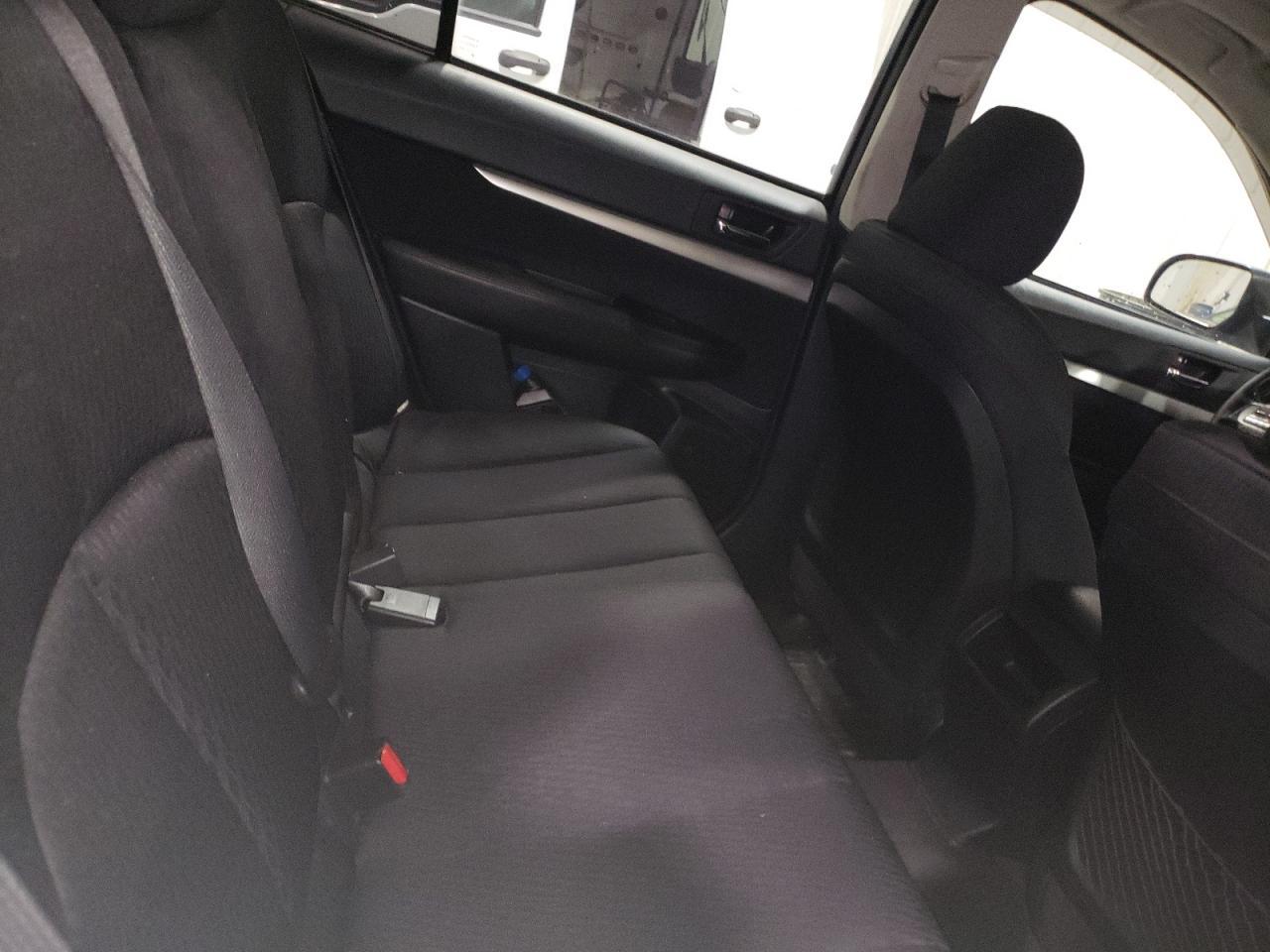 2010 SUBARU Legacy