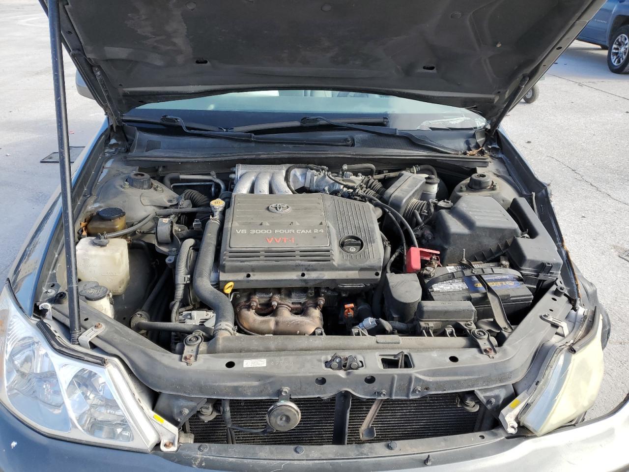 2004 TOYOTA Avalon
