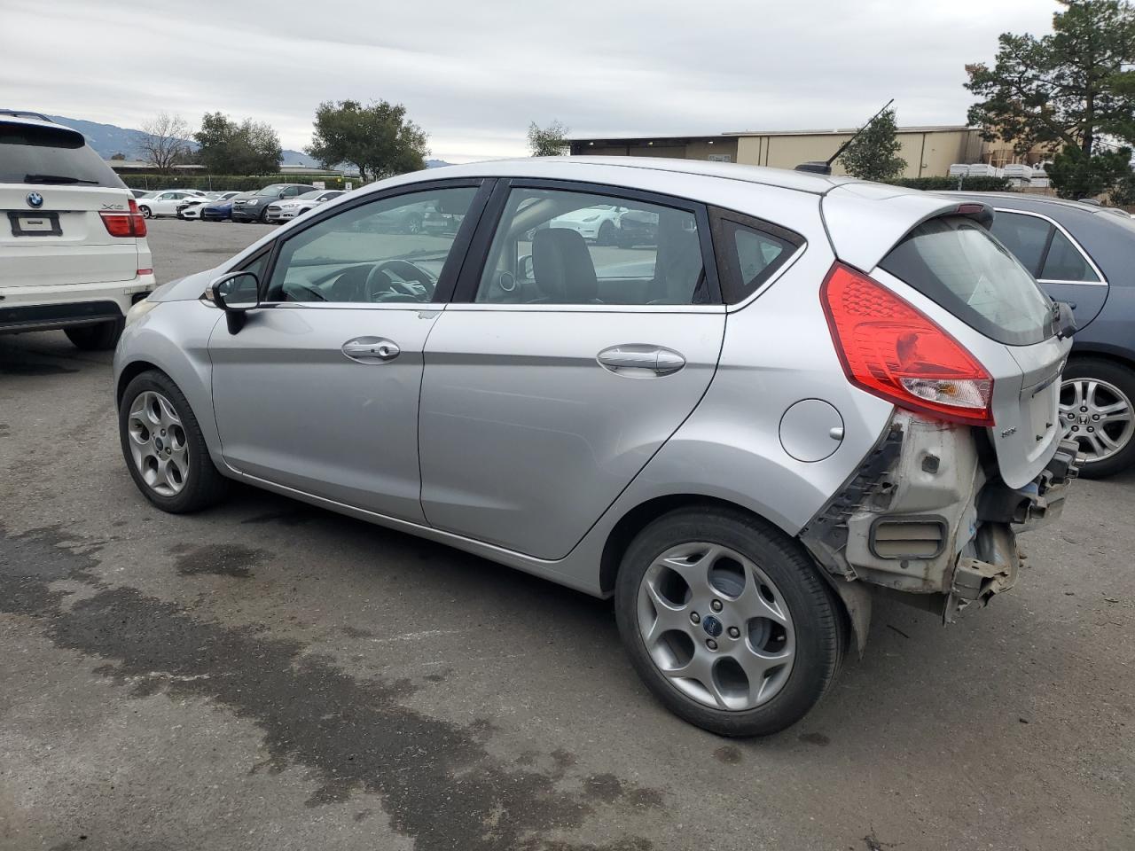 2011 FORD Fiesta