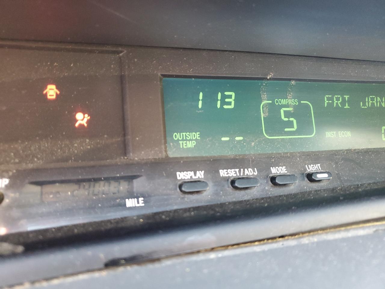 2002 TOYOTA Avalon