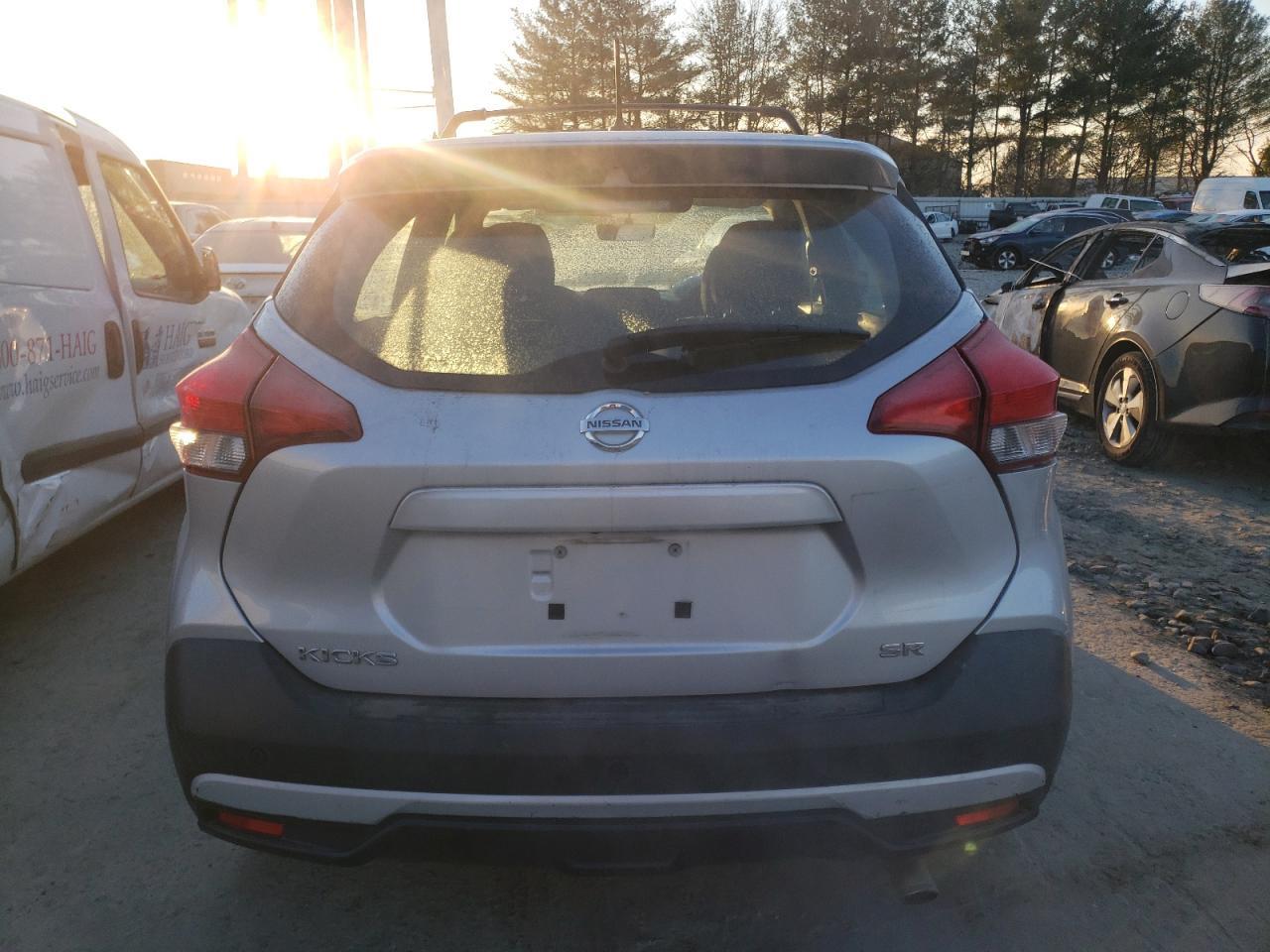 2018 NISSAN KICKS