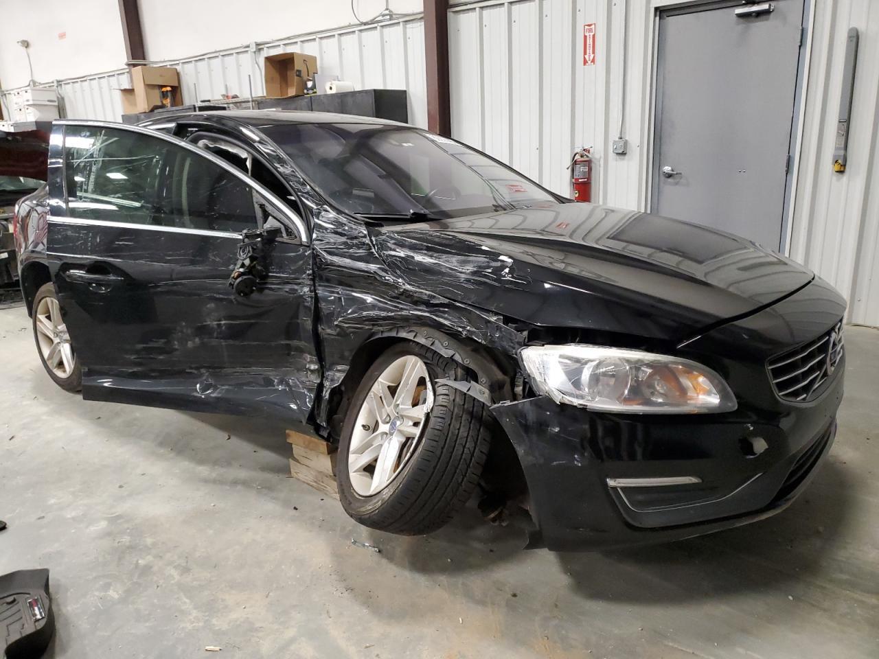 2014 VOLVO S60