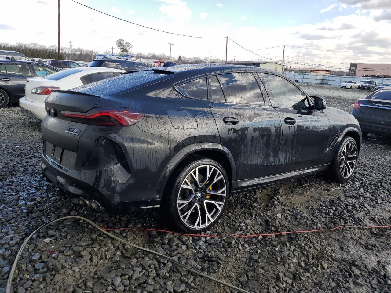 2022 BMW X6