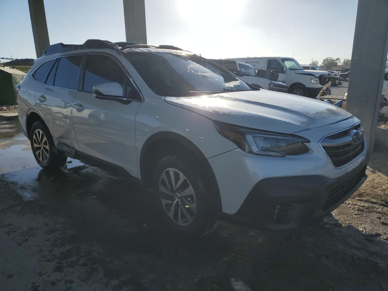 2020 SUBARU Outback
