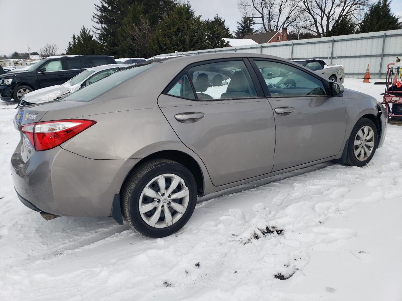 2016 TOYOTA COROLLA