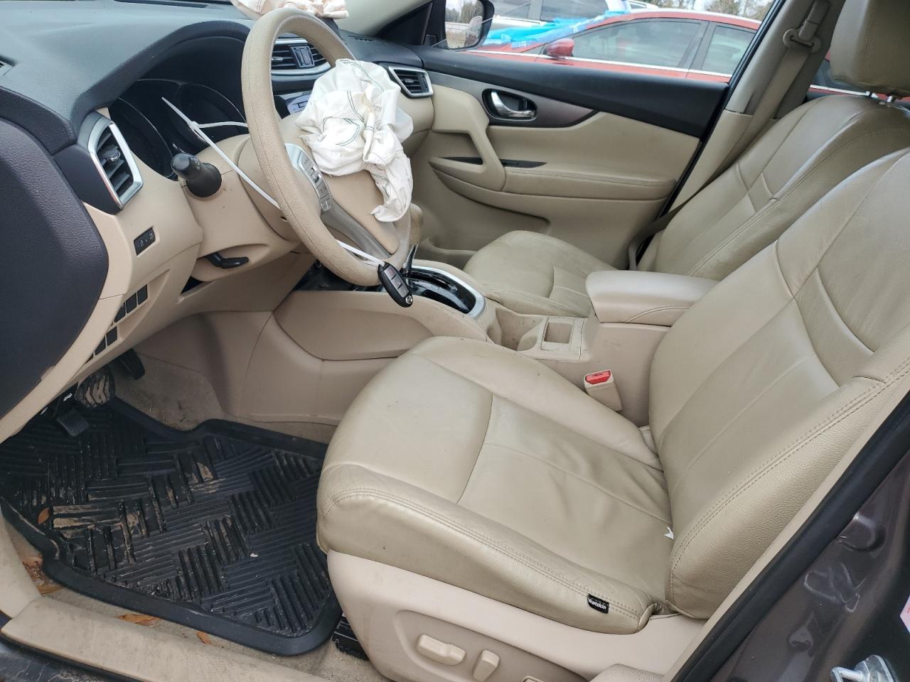 2015 NISSAN ROGUE
