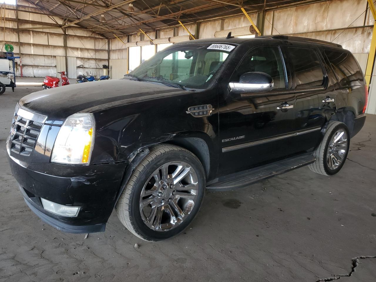 2011 CADILLAC ESCALADE