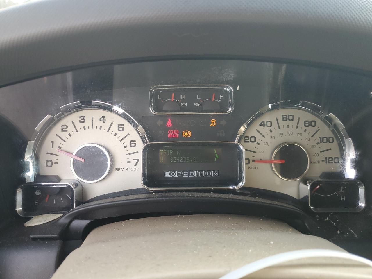 2010 FORD Expedition
