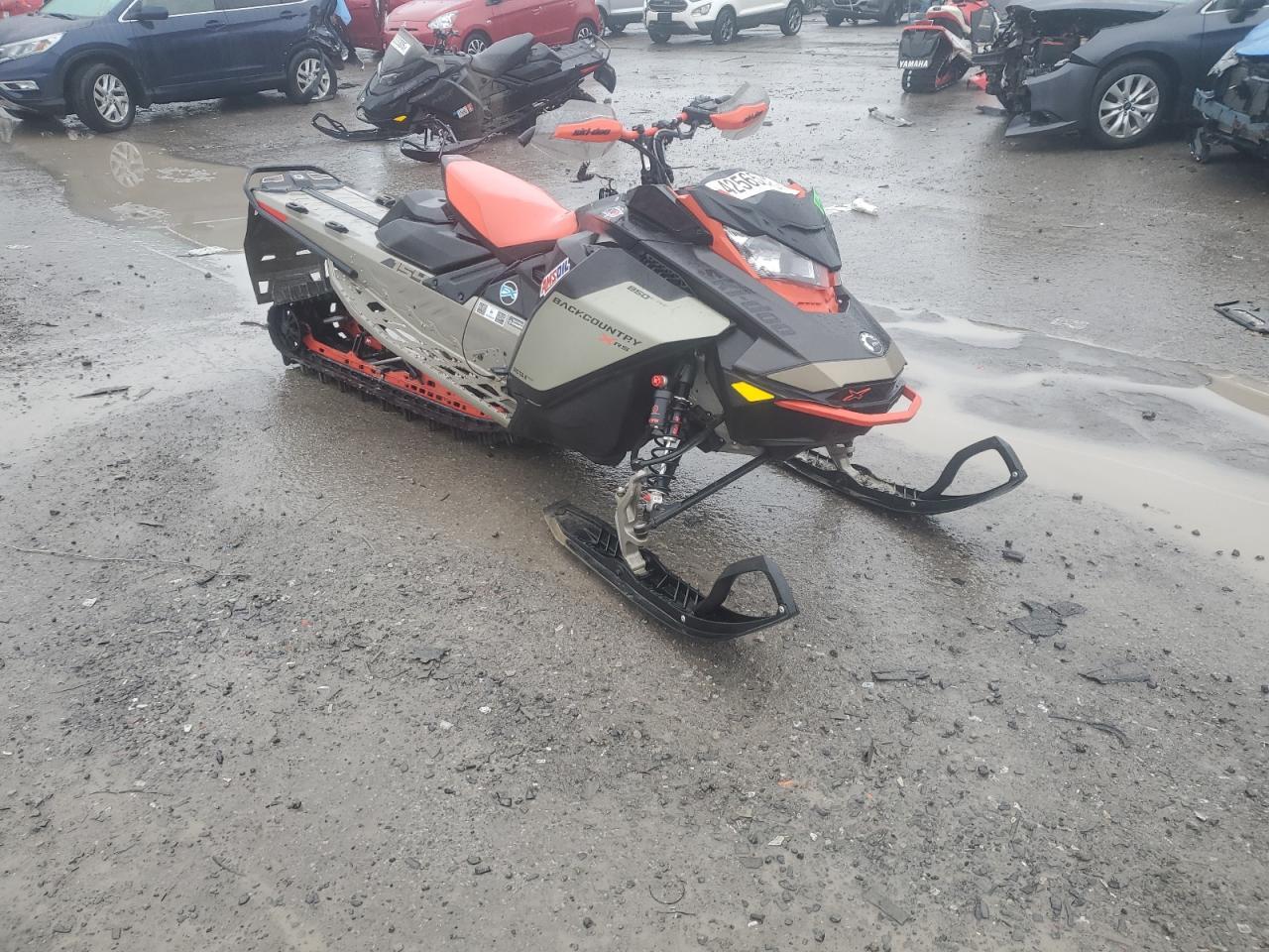 2022 SKI-DOO 850