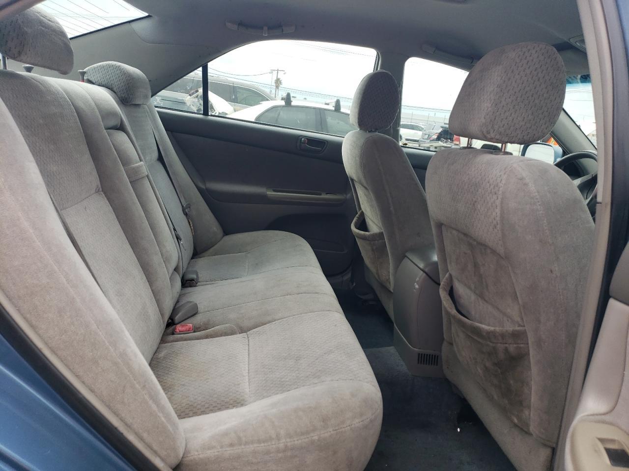 2004 TOYOTA CAMRY