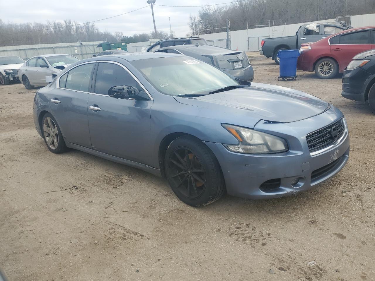 2011 NISSAN Maxima