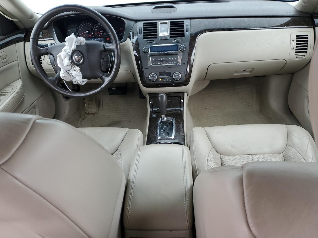 2010 CADILLAC DTS