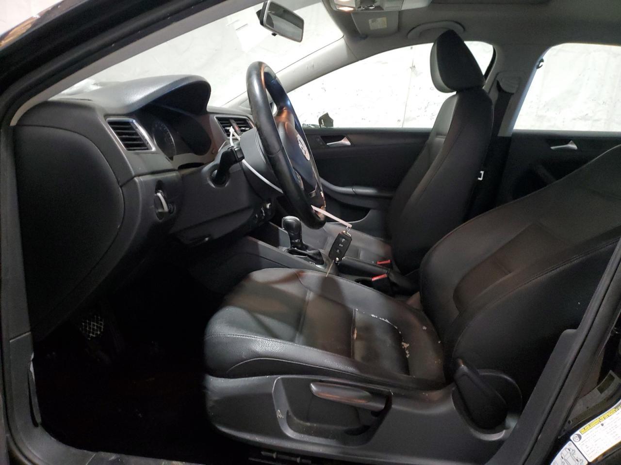 2012 VOLKSWAGEN JETTA