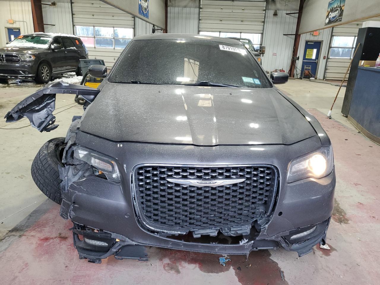 2017 CHRYSLER 300