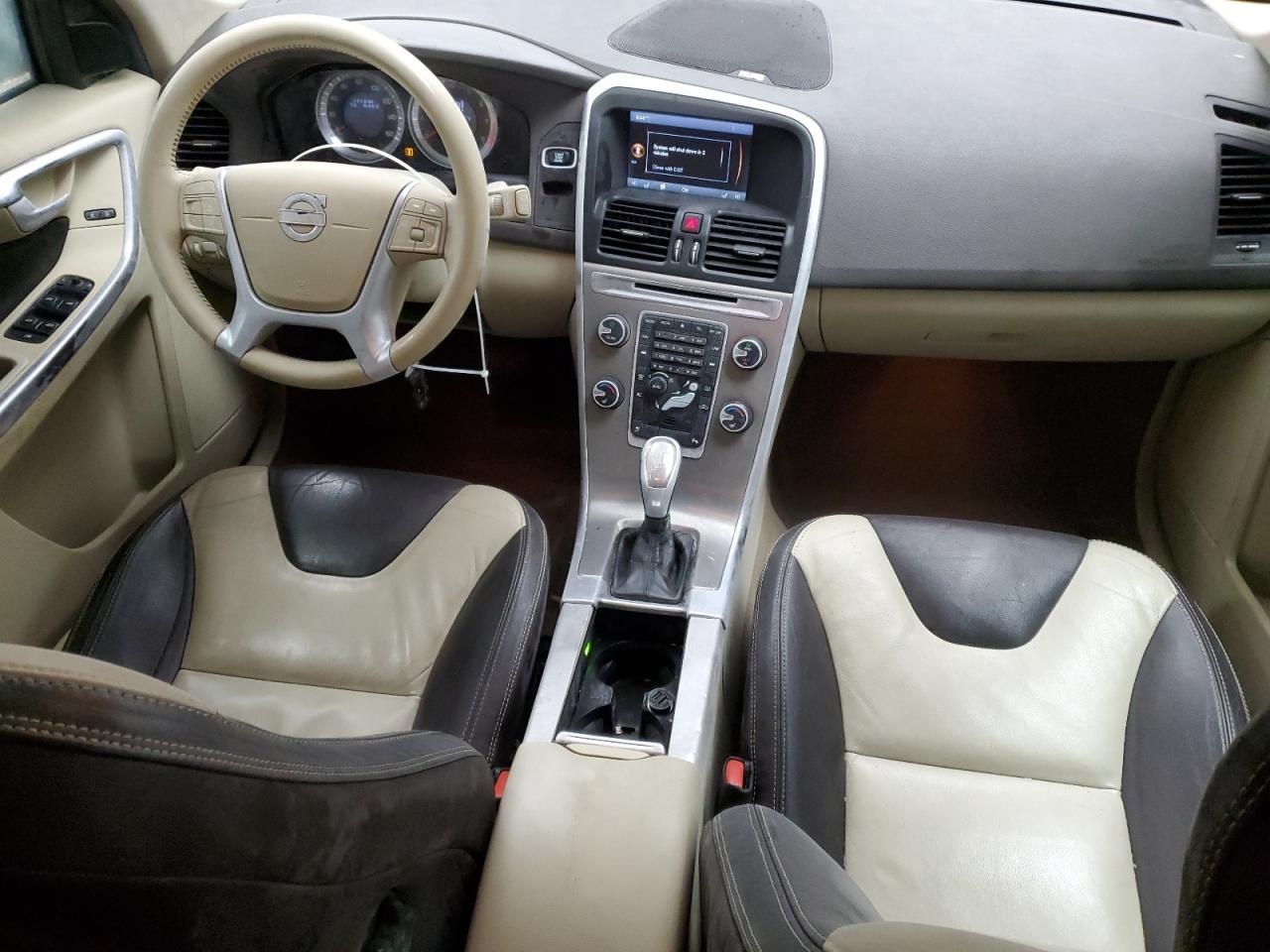 2013 VOLVO XC60