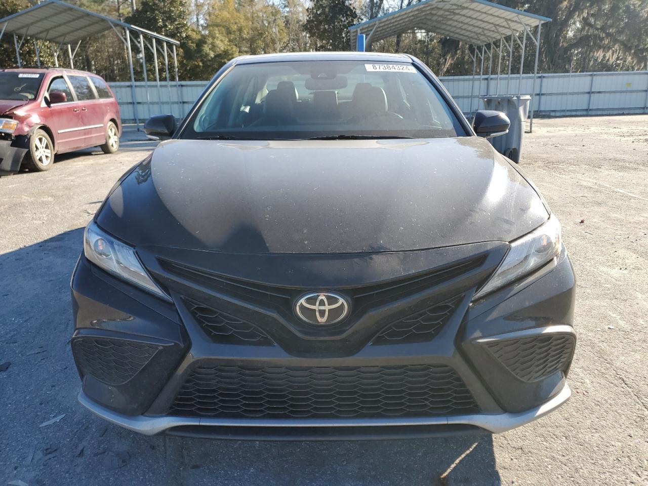 2022 TOYOTA CAMRY