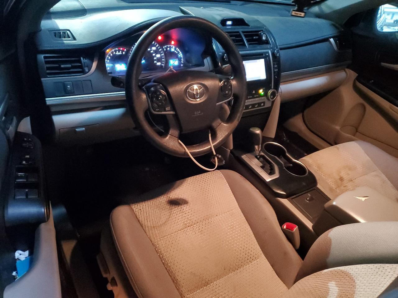 2014 TOYOTA CAMRY