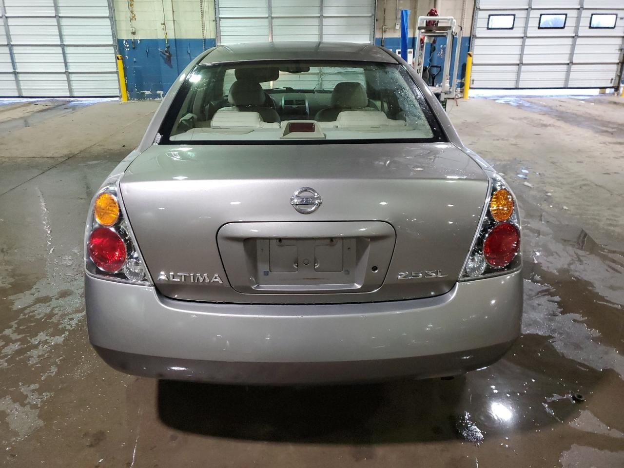 2002 NISSAN ALTIMA