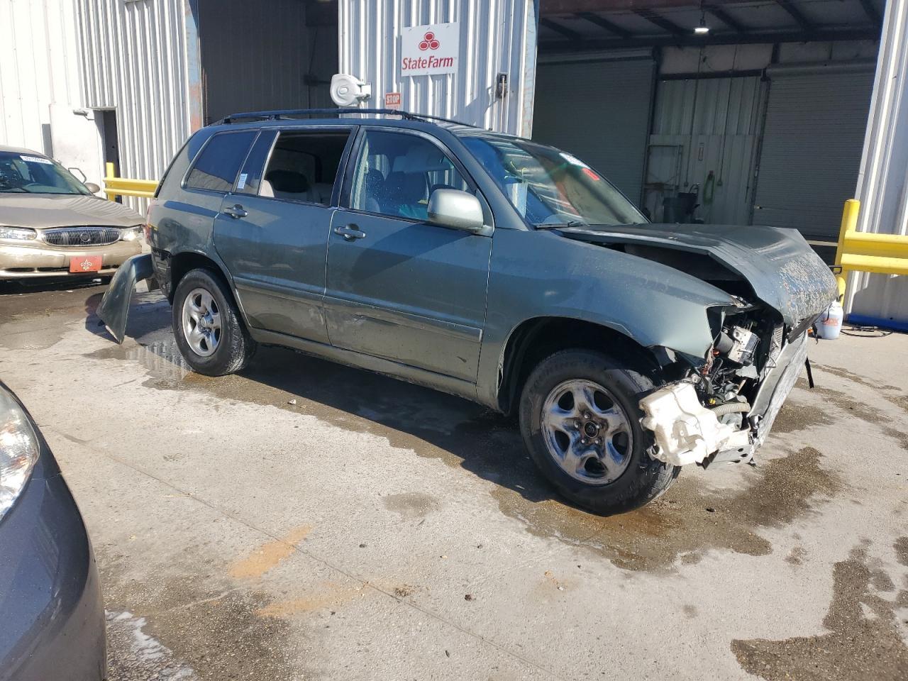 2005 TOYOTA HIGHLANDER