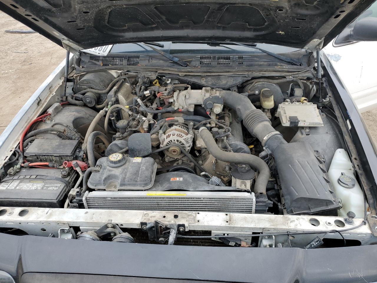 2005 FORD Crown Victoria