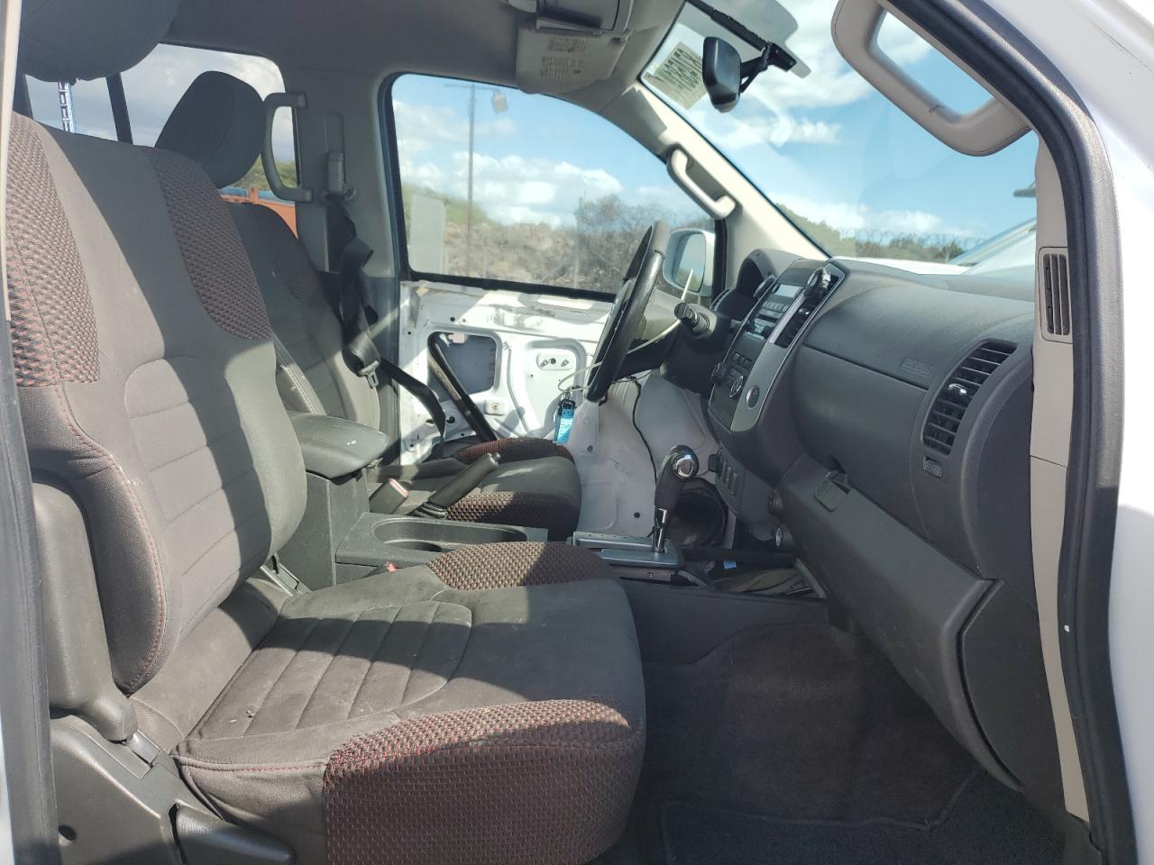 2012 NISSAN Frontier