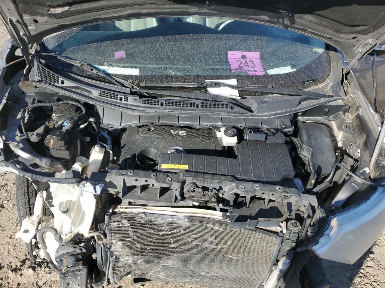 2011 NISSAN Quest
