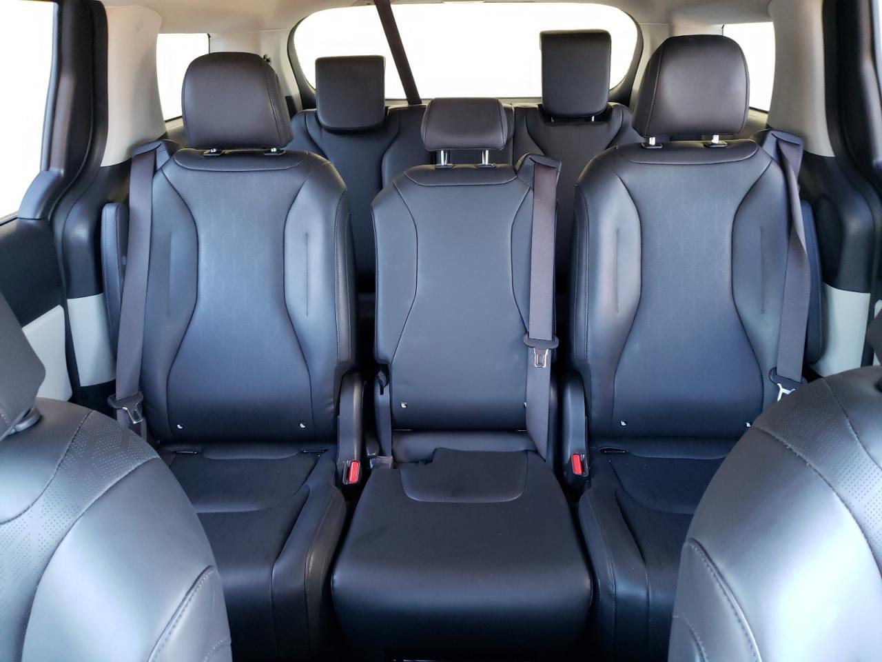 2024 KIA Carnival