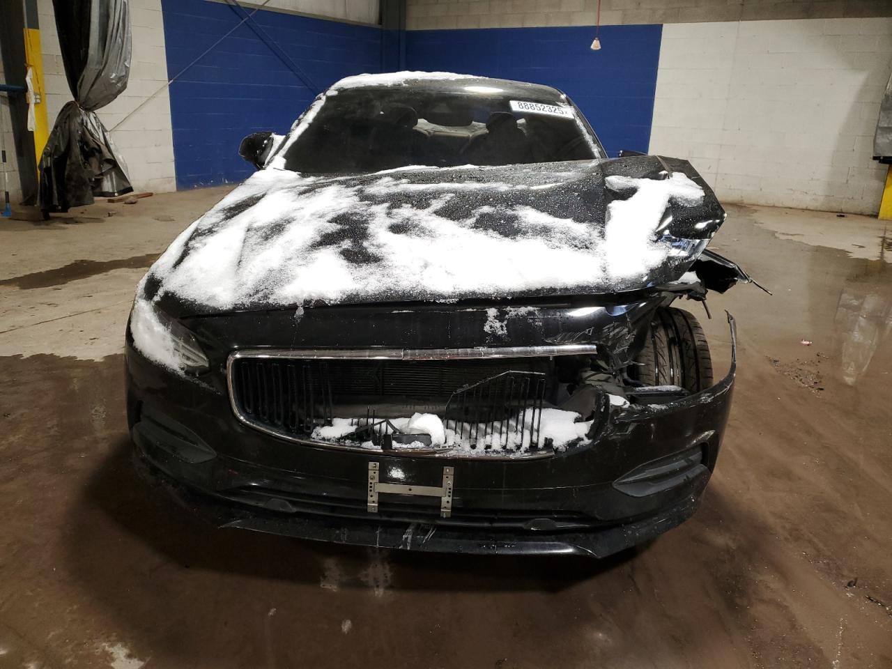 2018 VOLVO S90