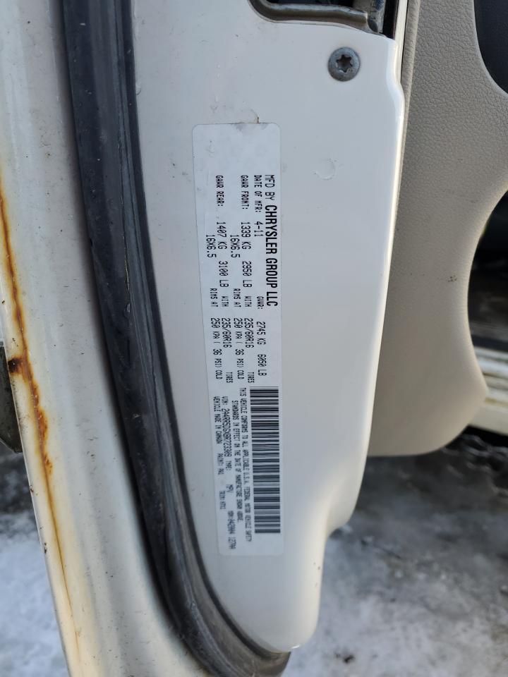 2011 CHRYSLER Town & Country