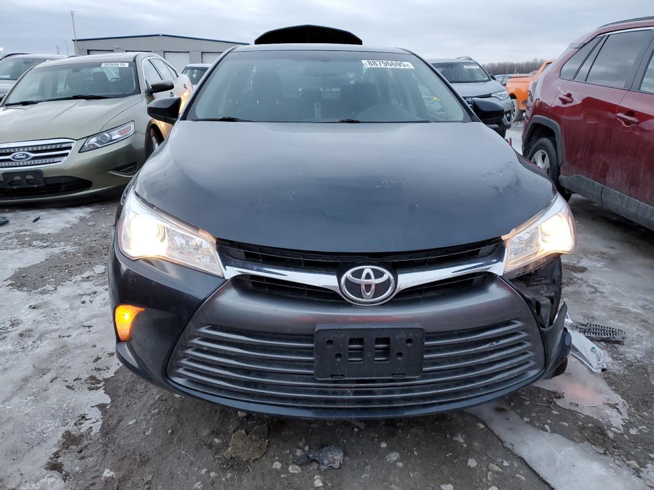 2015 TOYOTA CAMRY