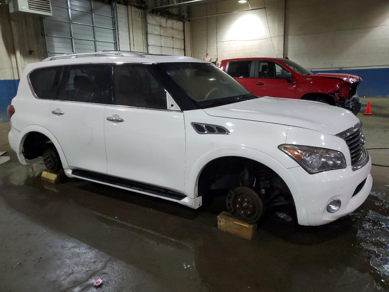 2011 INFINITI QX56