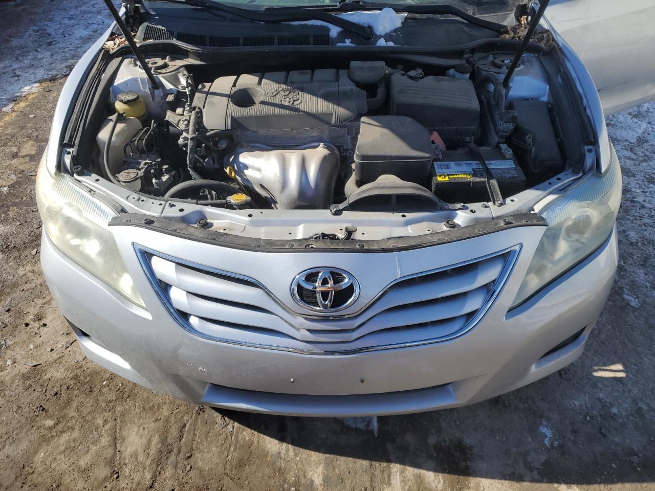 2011 TOYOTA CAMRY