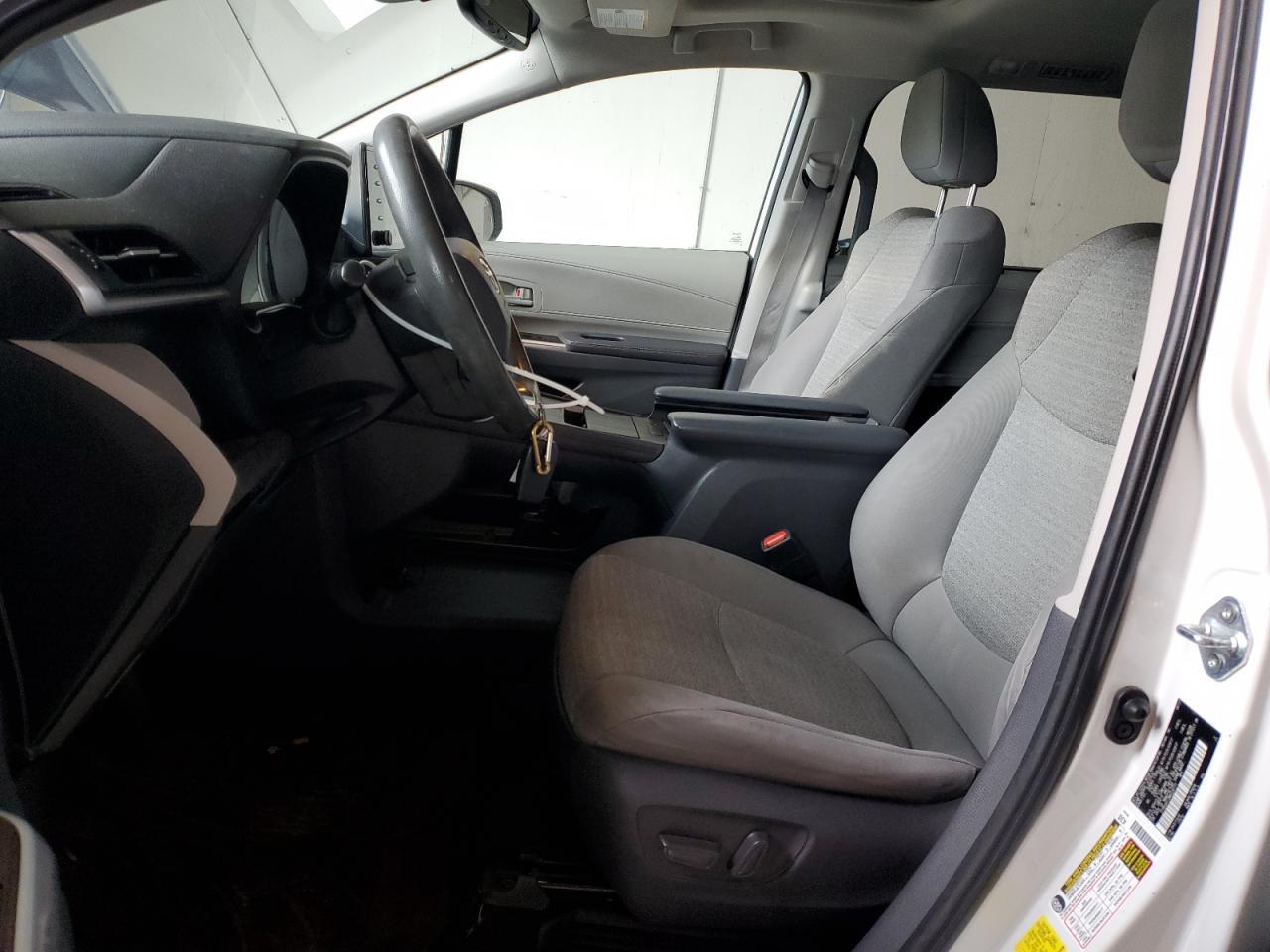 2021 TOYOTA SIENNA