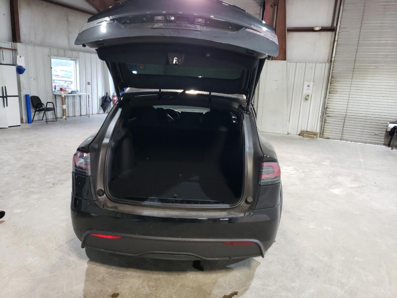 2024 TESLA MODEL X